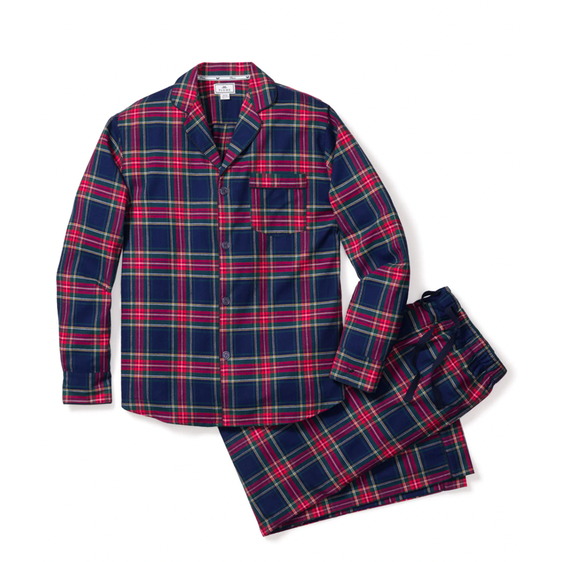 <p><a href="https://go.redirectingat.com?id=74968X1596630&url=https%3A%2F%2Fwww.petite-plume.com%2Fproducts%2Fmens-windsor-tartan-pajama-set&sref=https%3A%2F%2Fwww.esquire.com%2Fstyle%2Fmens-fashion%2Fg46045979%2Fbest-gifts-under-300%2F" rel="nofollow noopener" target="_blank" data-ylk="slk:Shop Now;elm:context_link;itc:0;sec:content-canvas" class="link ">Shop Now</a></p><p>Men's Windsor Tartan Pajama Set</p><p>petite-plume.com</p><p>$94.00</p>