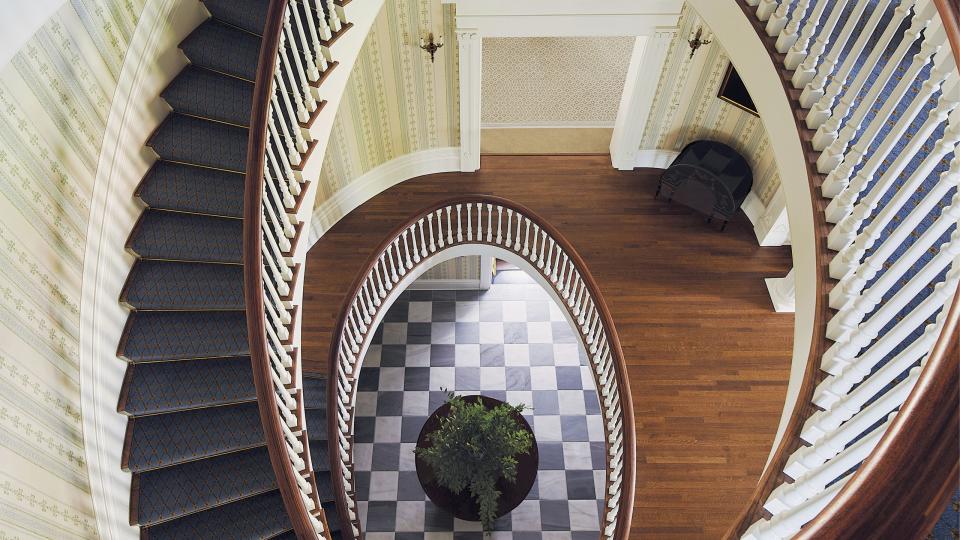 illinois governors mansion elliptical staircase