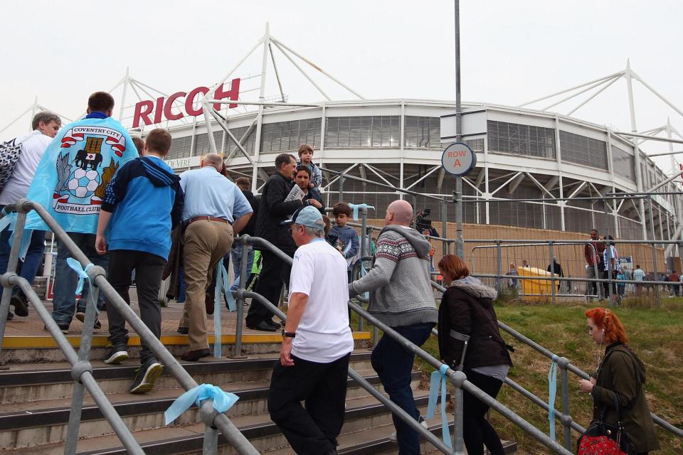 Coventry City will groundshare Birmingham City‘s St Andrew’s Stadium for the 2019/20 season after failing to reach a deal to remain at the Ricoh Arena.Coventry issued a statement saying the groundshare was necessary for the club to fulfil their home games and prevent the club losing their place in the English Football League.“We have said previously and continue to state publicly and clearly, the club’s willing intention to do a deal to stay at the Ricoh Arena,” the club’s statement read.“However, in order for a deal to be agreed between landlord and tenant, the conditions for the deal need to be deliverable by the tenant. What the landlord requested of CCFC’s owners and ultimately, the Club, was simply not deliverable. It can be argued that the landlord was fully aware of this.“As such, after much hard-work behind the scenes to avoid this by staff at the Club and friends of the Club in our community, we now find ourselves in a groundshare situation. This is beyond regrettable.Supporters of Coventry City Football Club are now facing, for a second time, the prospect of enforced groundshare and the decision to attend matches or not – a situation and decision that no football fan should have to ever face.”