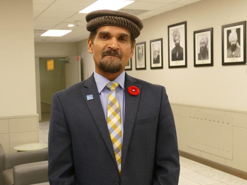 Mubarik Syed, spokesperson for the Ahmadiyya Muslim Community in Saskatoon, first immigrated to Canada more than three decades ago. He says the lower cost of living and accessibility to mosques are among the reasons why more Muslims are coming to Saskatchewan. (Jeff Stapleton/CBC - image credit)