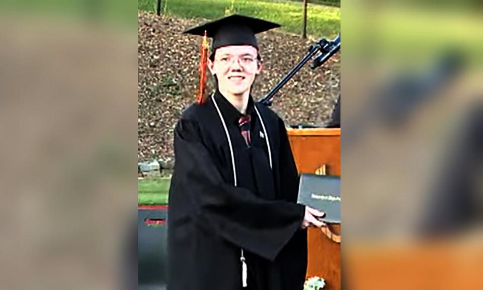 PHOTO: Investigators confirmed to ABC News they believe this screenshot shows suspect, Thomas Matthew Crooks receiving his diploma and is part of their probe. (Acquired by ABC News)