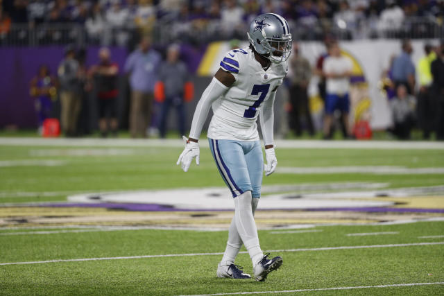 Cowboys CB Trevon Diggs suffers torn ACL in left knee