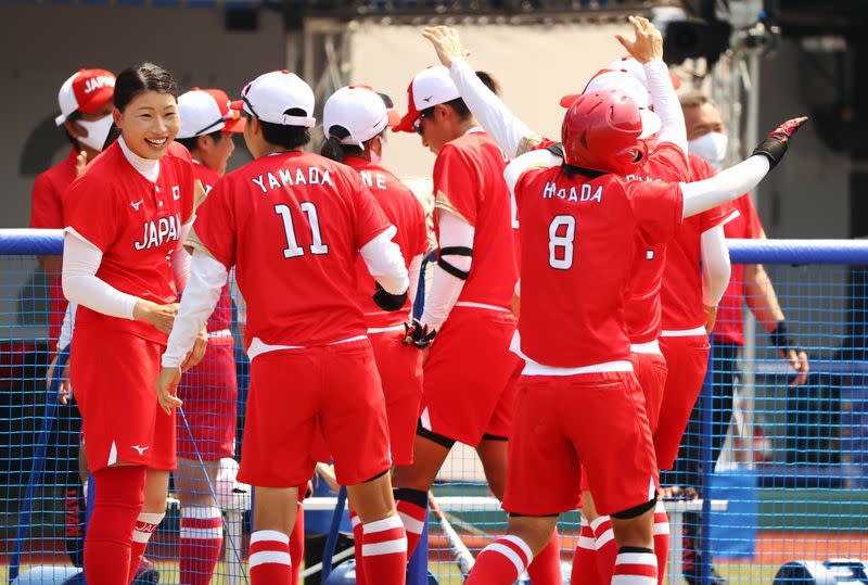 Softball - Women - Opening Round - Australia v Japan