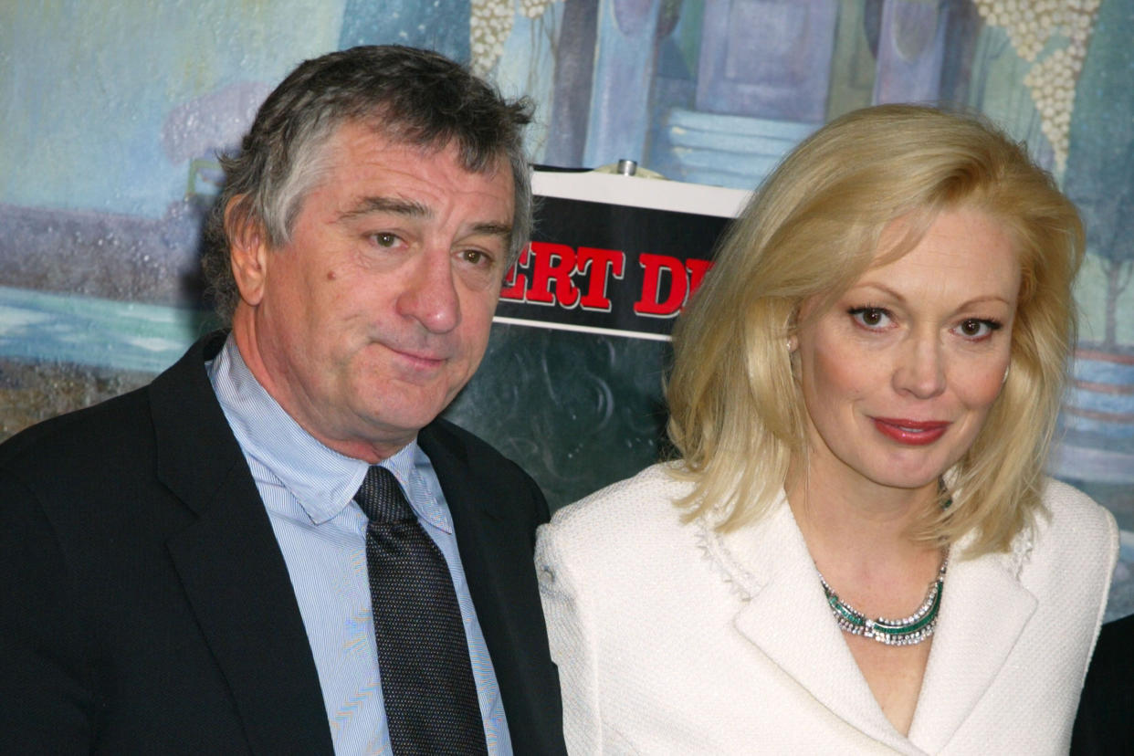 Robert De Niro y Cathy Moriarty durante el 25º aniversario de 