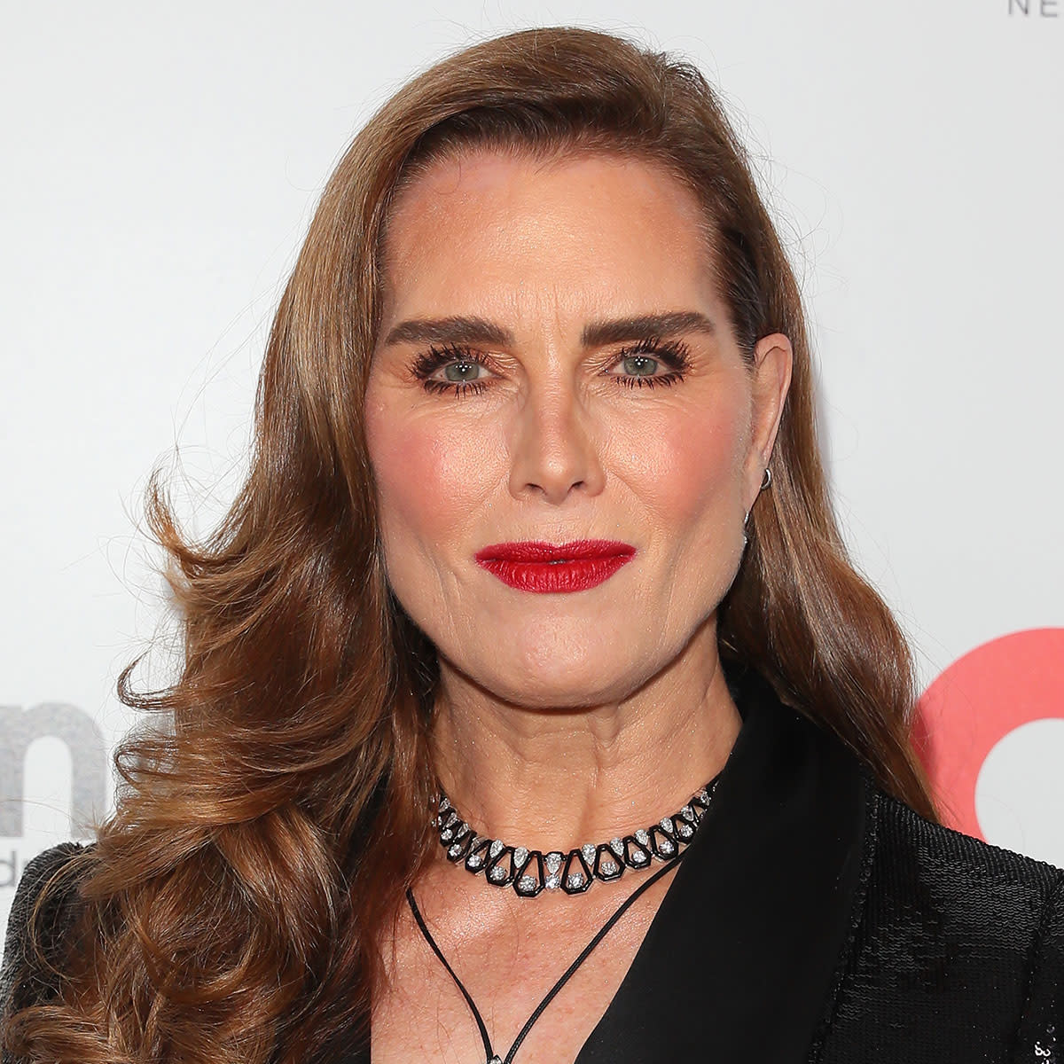 Brooke Shields at the Elton John AIDS Foundation's 31st Annual Academy Awards