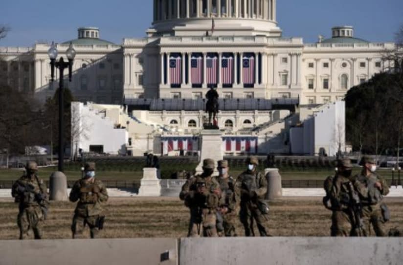 美國國民警衛隊將部署超過2萬名警力，維護總統就職典禮的安全。   圖 : 翻攝自環球時報