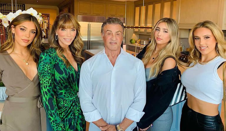 La familia Stallone completa (Foto: Instagram @officialslystallone)