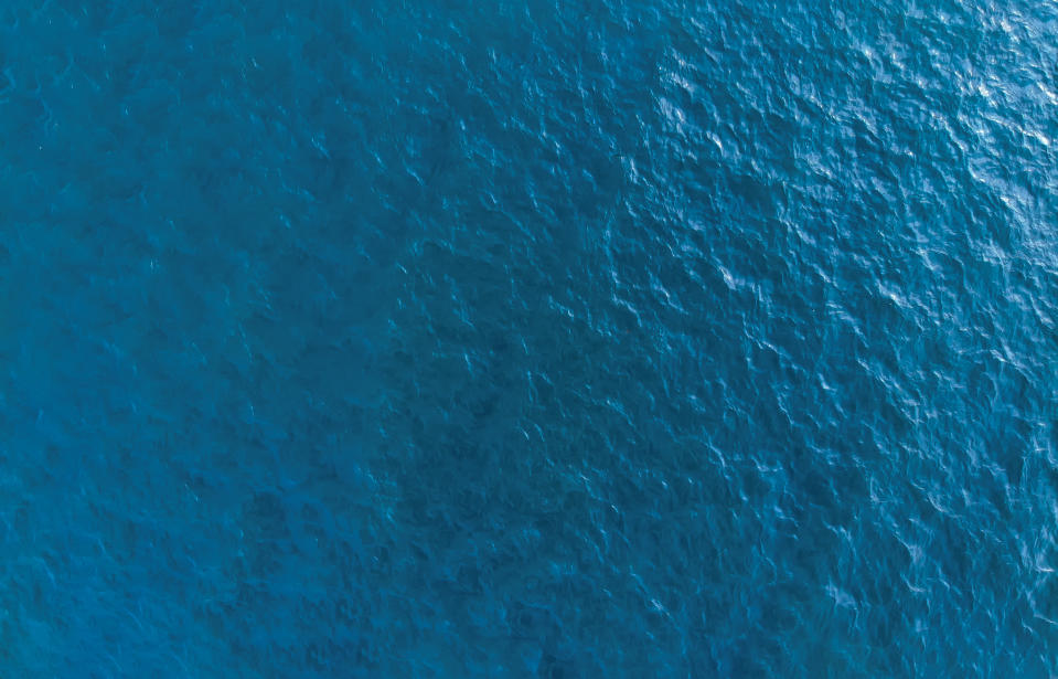 Aerial view/Ocean waves from a high angle