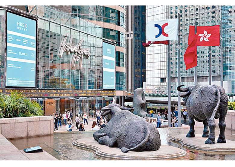 本港新股市場熱鬧，同日有多家企業上市。