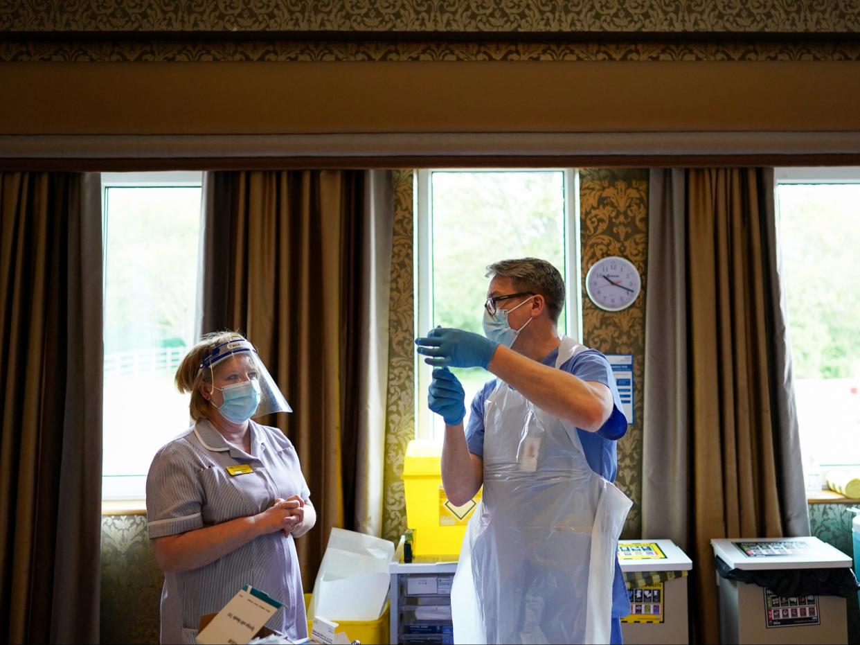 Phil Nugent draws up the Pfizer-BioNTech COVID-19 vaccine in Hexham, North East England (Getty Images)