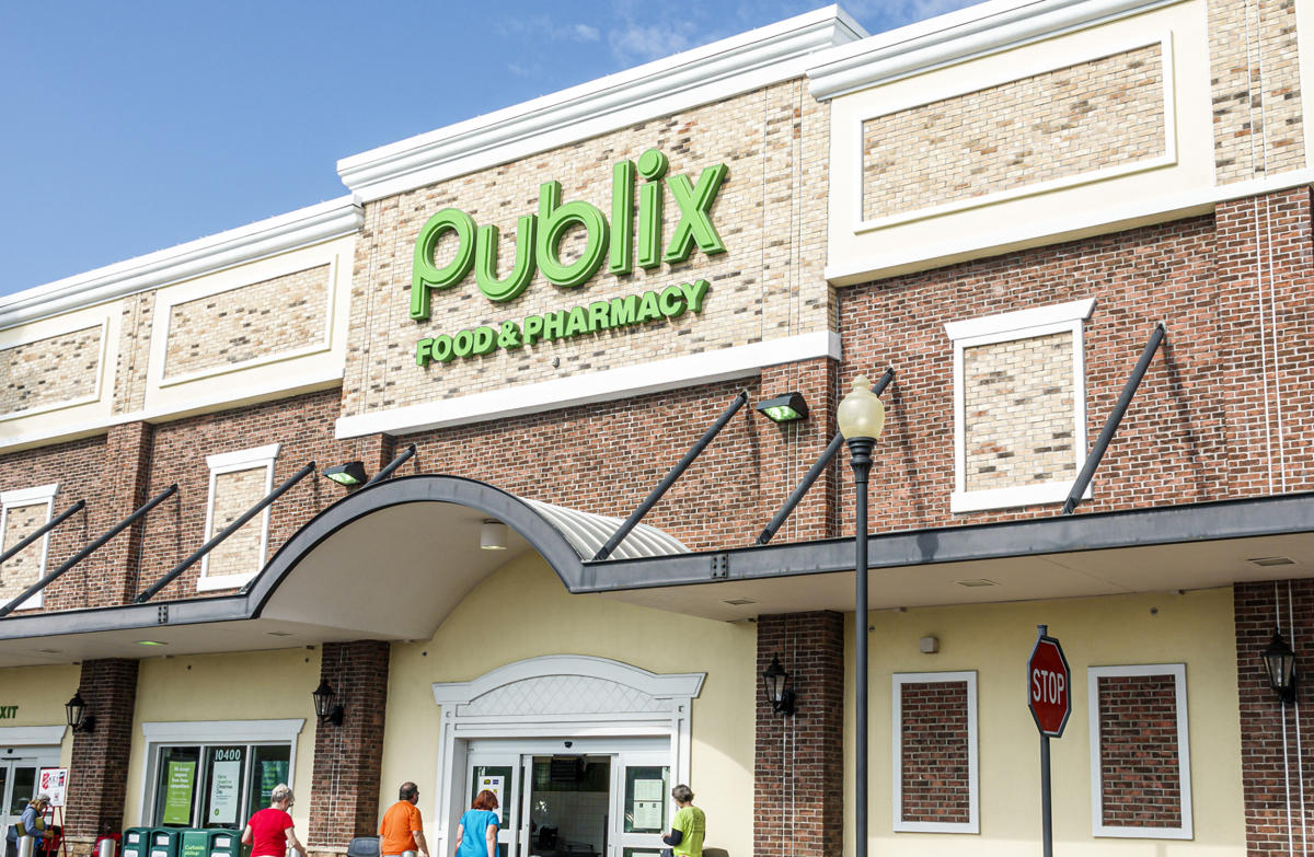 nfl football and tee publix cake