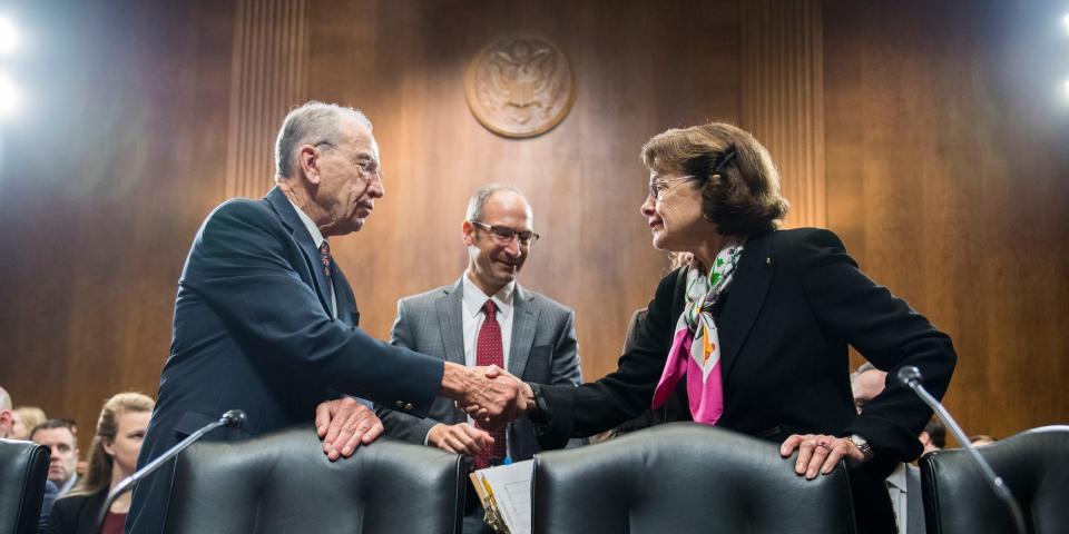 Chuck Grassley shakes hands with Dianne Feinstein