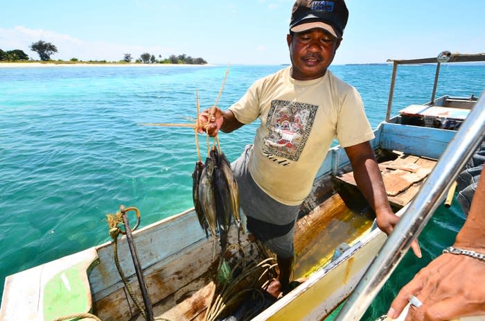 Local fisherman: Buying fresh fish from the locals is easy since most of them work as fishermen.