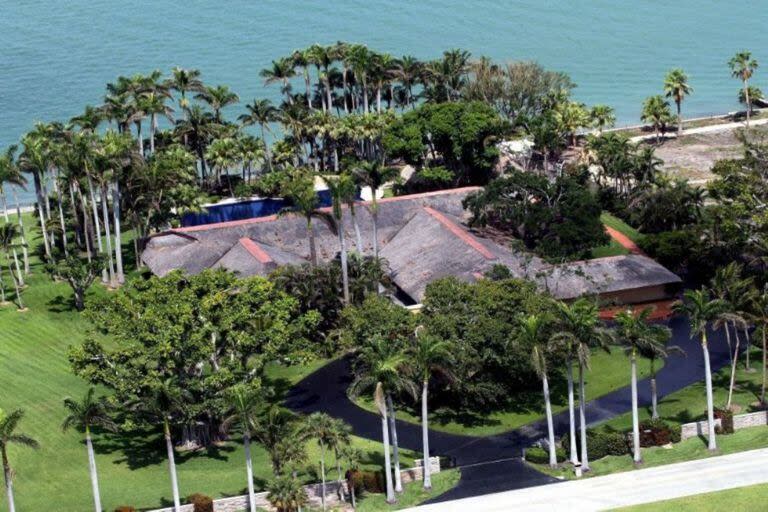 La enorme casa de Julio Iglesias en Punta Cana