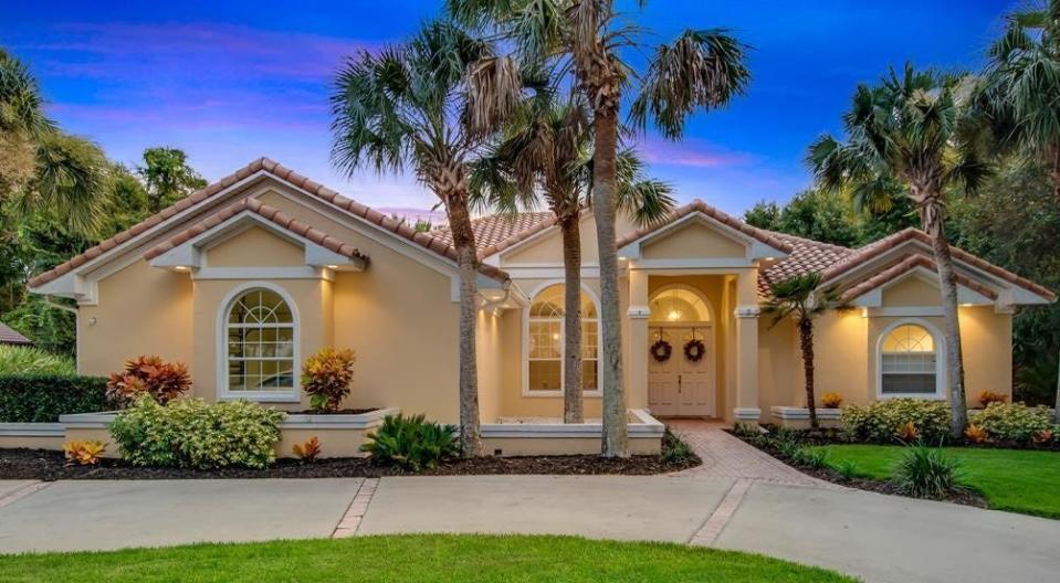 Built in 1998, this house on Via Verona in the Hammock has three bedrooms and three baths in 2,986 square feet of living space. It also has an updated kitchen, a solar-heated screened pool and spa, a fireplace and a circular drive, and it sold recently for $740,000.