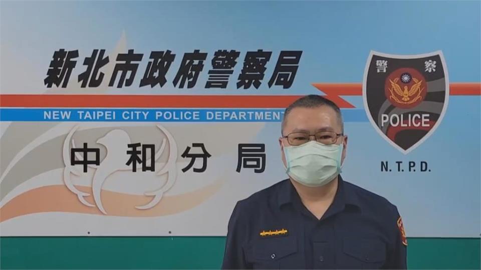 險擦撞！計程車司機大暴走　 飆罵外送員還推倒機車