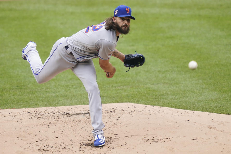 New York Mets starting pitcher Robert Gsellman throws in the first inning of a baseball game against the New York Yankees, Saturday, Aug. 29, 2020, in New York. (AP Photo/John Minchillo)