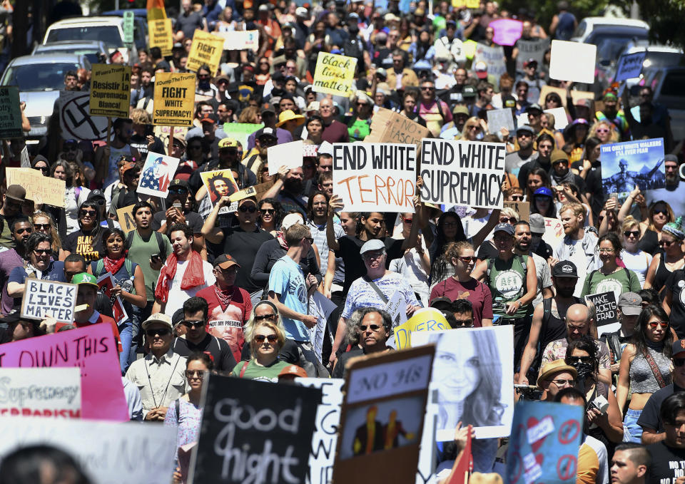 <p>Protesters march in San Francisco, Saturday, Aug. 26, 2017. (Photo: Josh Edelson/AP) </p>