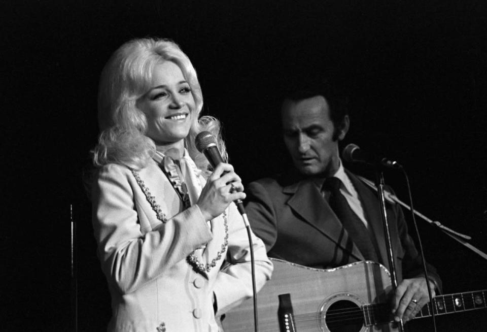 Barbara Mandrell 