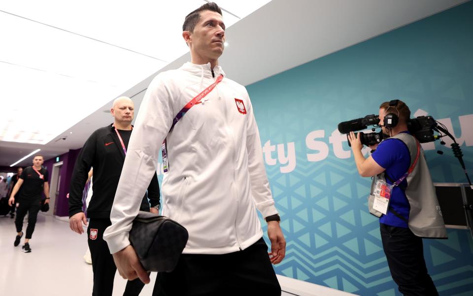 Robert Lewandowski of Poland arrives at the stadium prior to the FIFA World Cup Qatar - GETTY IMAGES/Hector Vivas