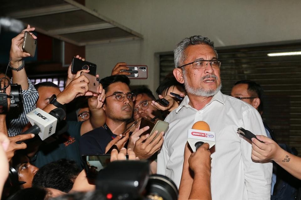 Amanah’s Khalid Samad speaks to reporters after the Pakatan Harapan Presidential Council Meeting at the PKR headquarters in Kuala Lumpur February 25, 2020.