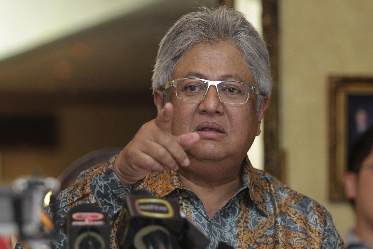 Datuk Zaid Ibrahim speaks during a press conference in Petaling Jaya February 7, 2017. — Picture by Yusof Mat Isa