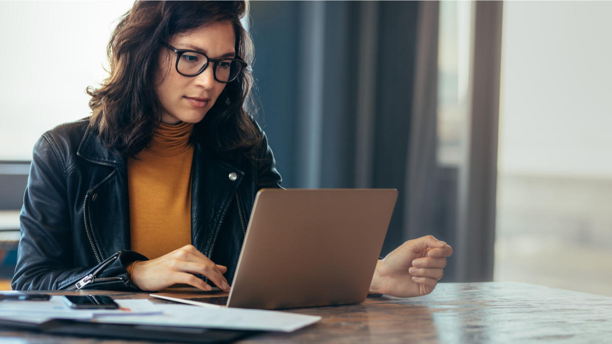  Woman using a laptop 