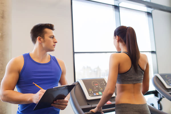 7 Compelling Reasons Why Couples Should Not Hit The Gym Together