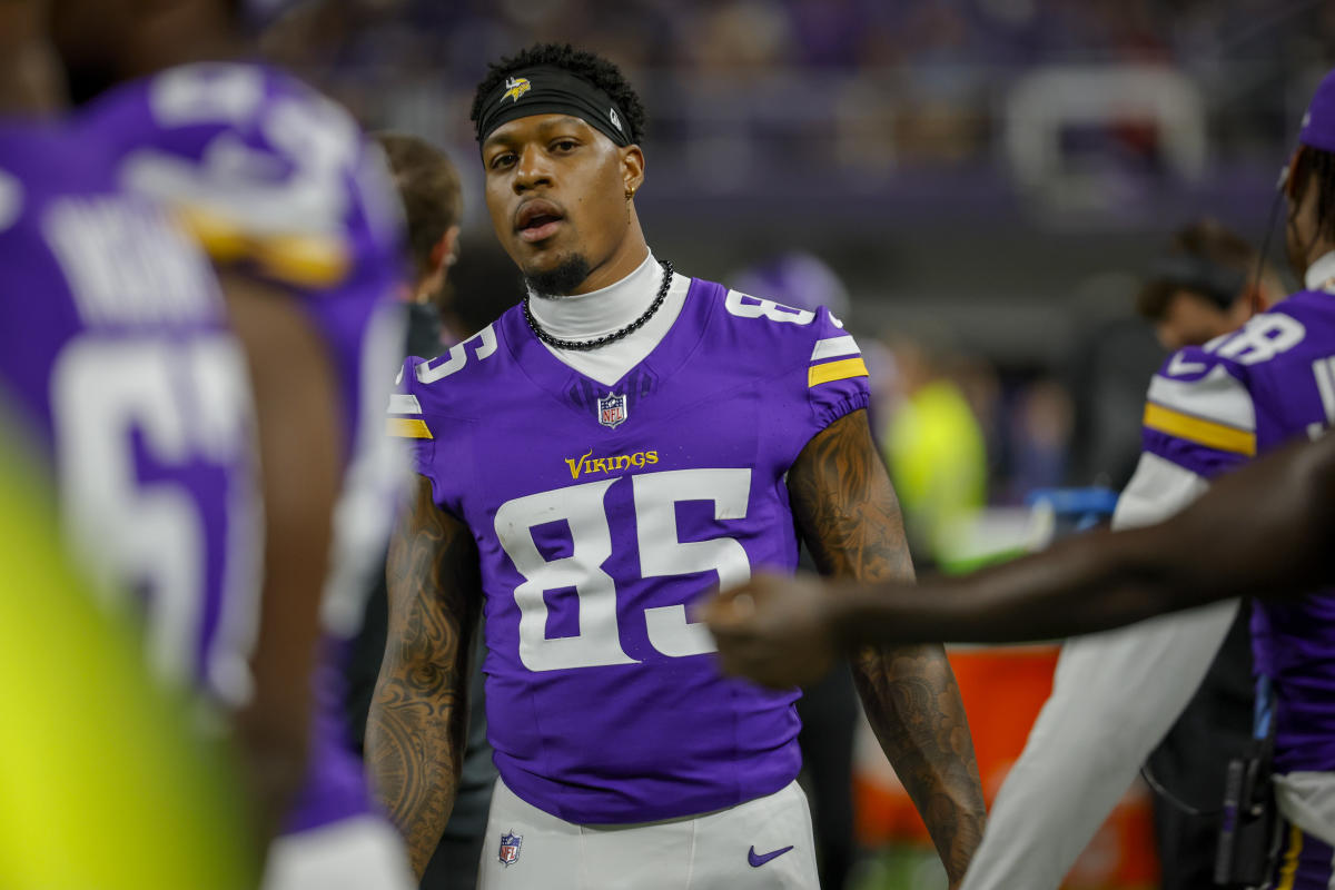 Vikings reportedly waive former second-round pick