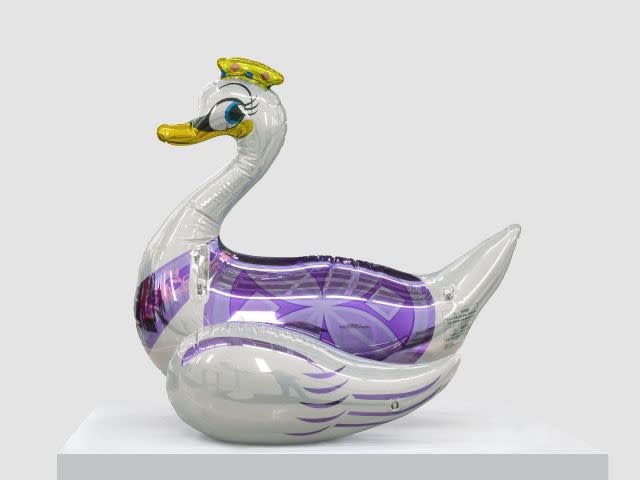 Jeff Koons, "Swan (Inflatable)," 2011-2015