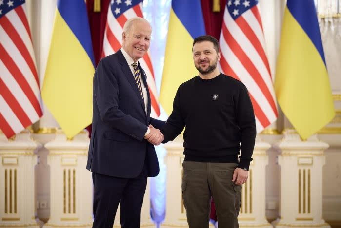 The latest prophecy of the Indian child prodigy names China and North Korea. The picture shows Biden's visit to Ukraine to express his support.  (Picture / Reposted from Zelensky IG)