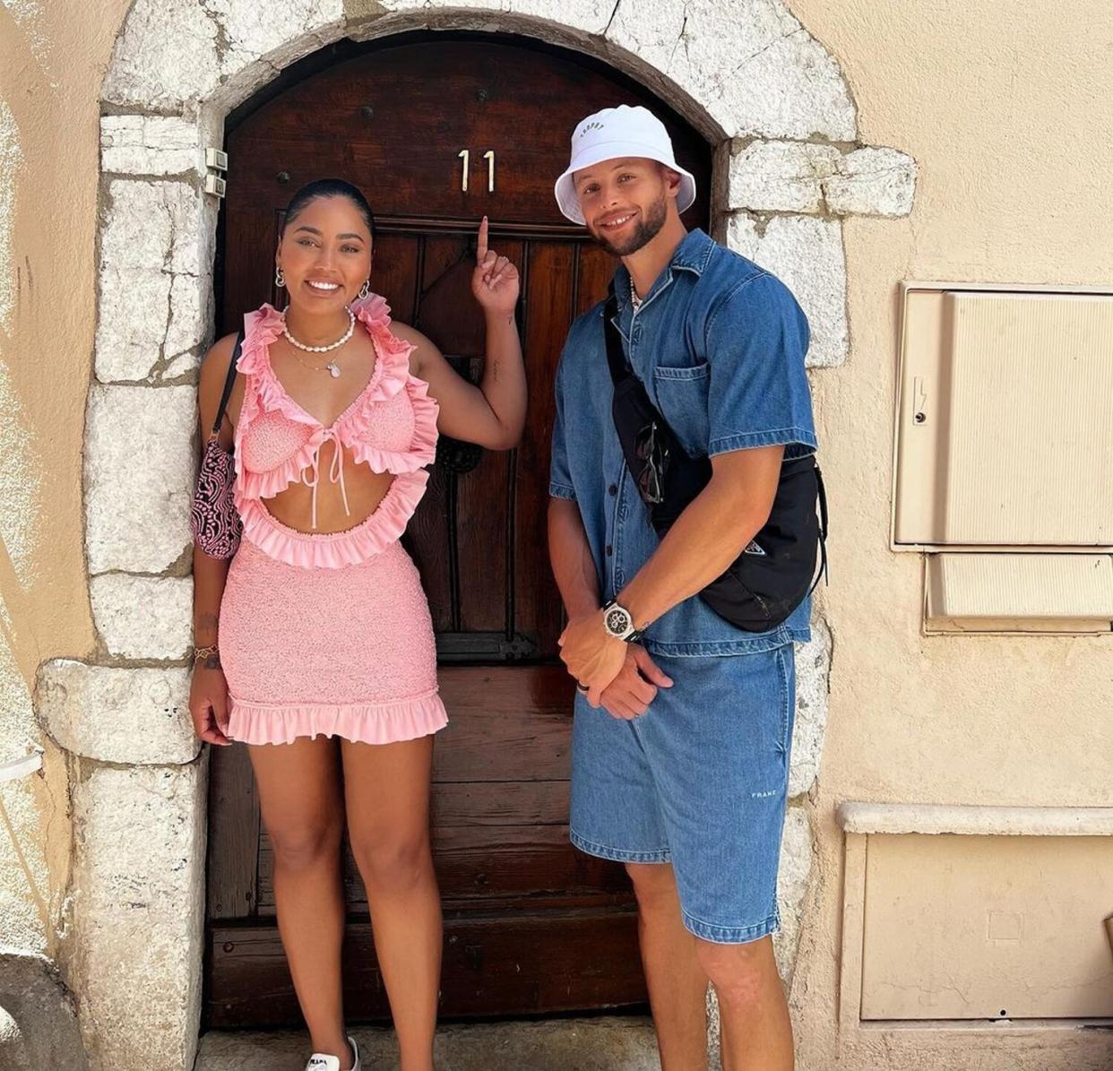 Stephen and Ayesha Curry celebrating their 11th wedding anniversary