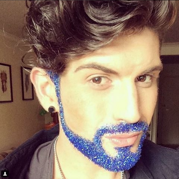 emulering kvælende Duftende DIY 'Glitter Beards' Are the Festive New Fad in Facial Hair