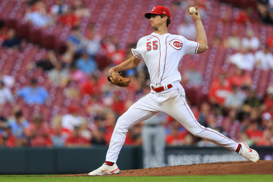 Cincinnati Reds' Brandon Williamson throws during the fourth inning of a baseball game against the St. Louis Cardinals in Cincinnati, Monday, May 22, 2023. AP Photo/Aaron Doster)