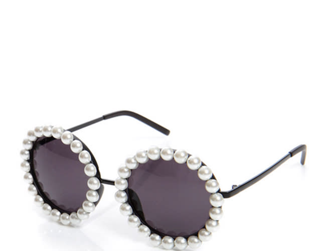 sunglasses pearl rim round boohoo