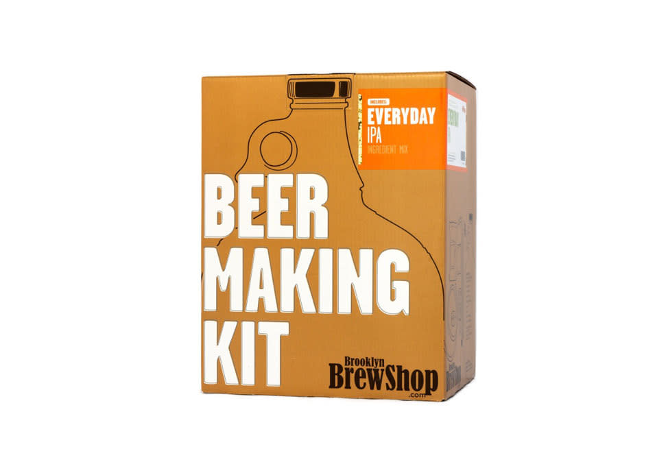 Let aspiring craft brewers test out their skills with this IPA beer-making kit.