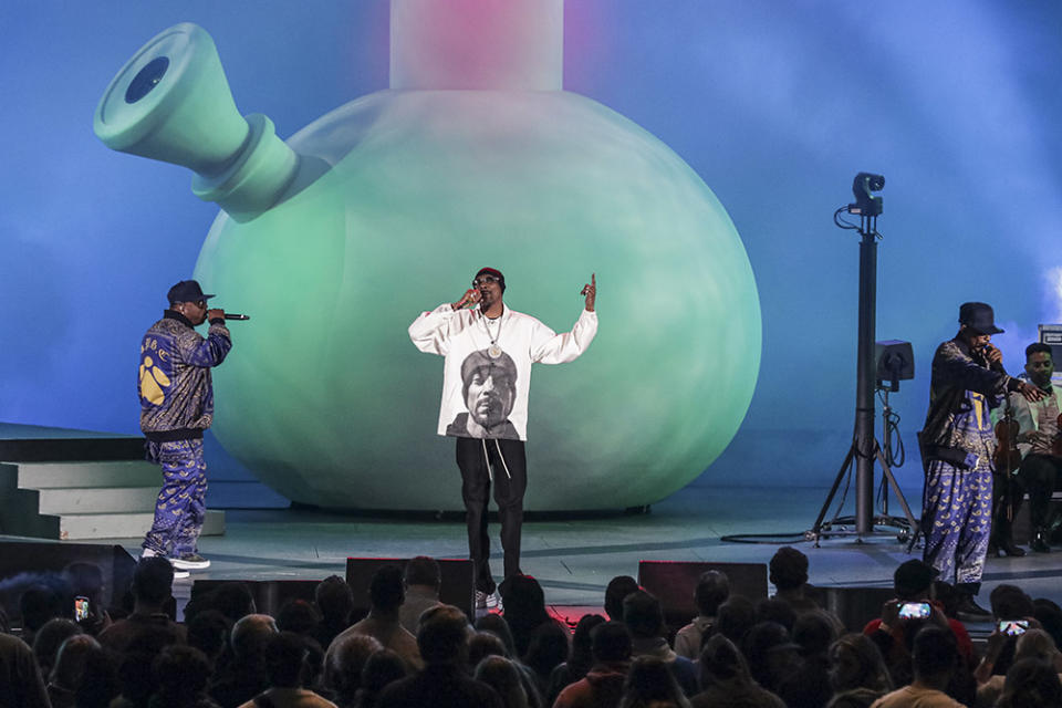 Daz Dillinger, Snoop Dogg, Kurupt at Seth Rogen Smokes The Bowl for the Netflix is a Joke Festival at the Hollywood Bowl on Tuesday, May 7, 2024 in Hollywood, CA.