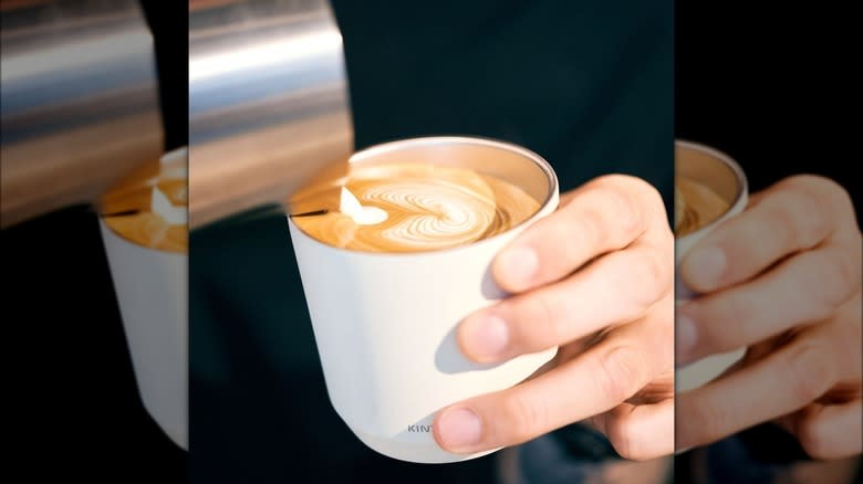 latte art in white cup