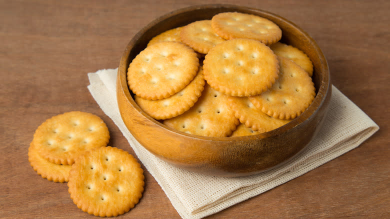 bowl of Ritz crackers