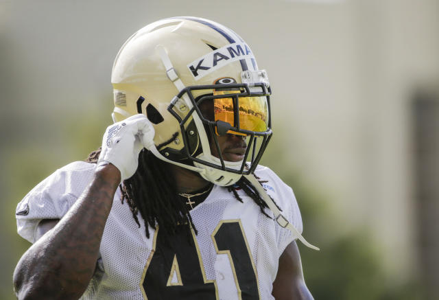 Here's how much salary Alvin Kamara will lose while serving NFL