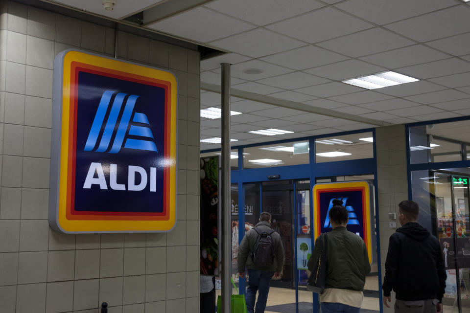 Picture of the Aldi Sud sign on one of their stores of Budapest, Hungary. Aldi, or Albrecht Diskont, is a brand of two discount supermarket chains with over 10,000 stores in 20 countries