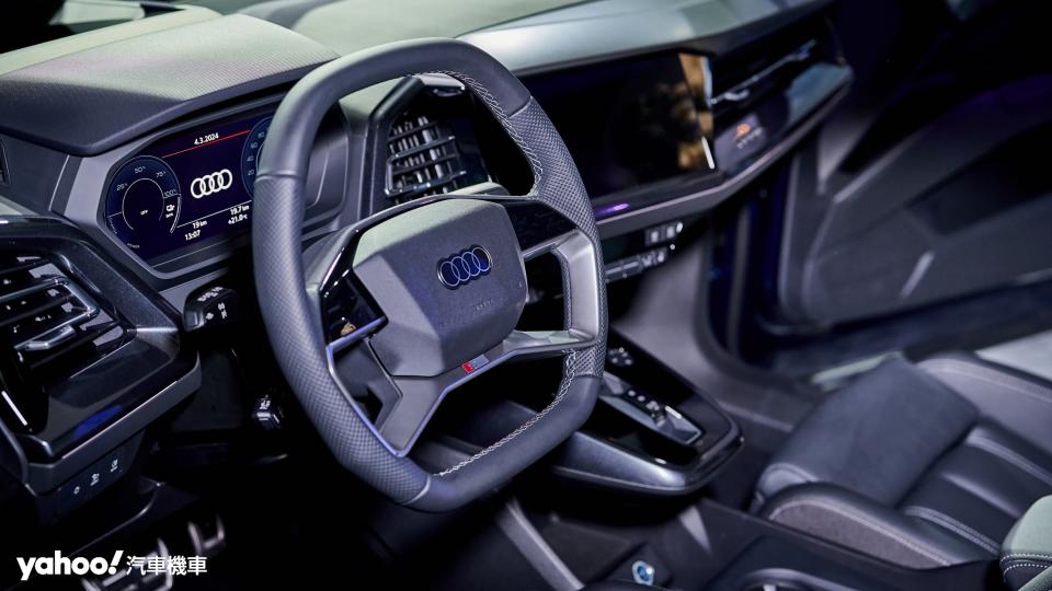 保有Audi品牌風格的駕駛座艙在Q4 e-tron上有著與現行車款明顯可見的差異。