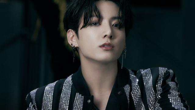 Jungkook to be ambassador for Versace as BTS deals with luxury