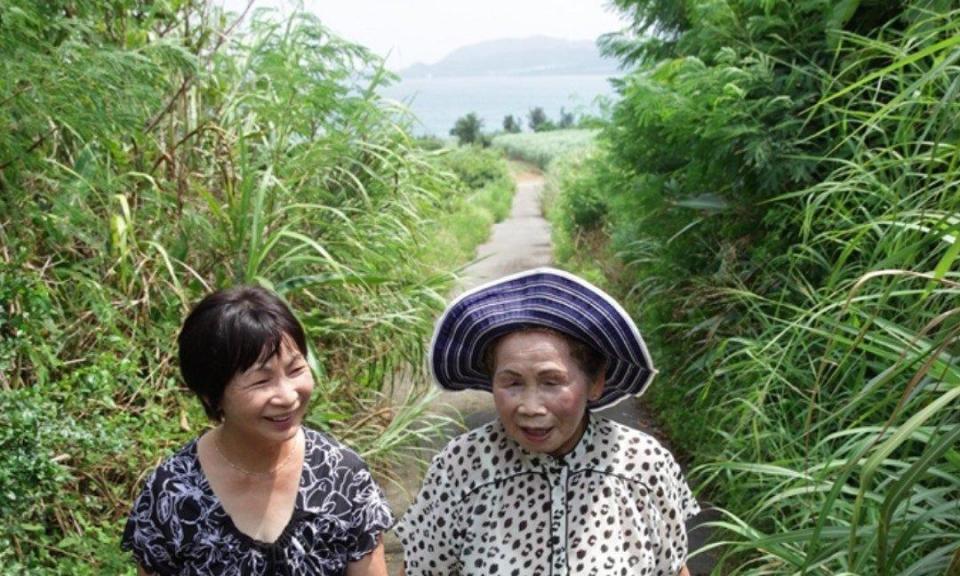 《海的彼端》以前往八重山務農墾荒的第一代台灣移民為主軸。（木林電影提供）