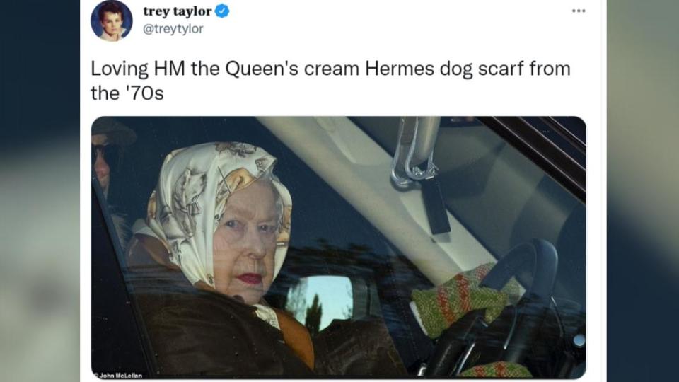 女王喜歡愛馬仕的絲巾。（圖／翻攝自推特@treytylor）