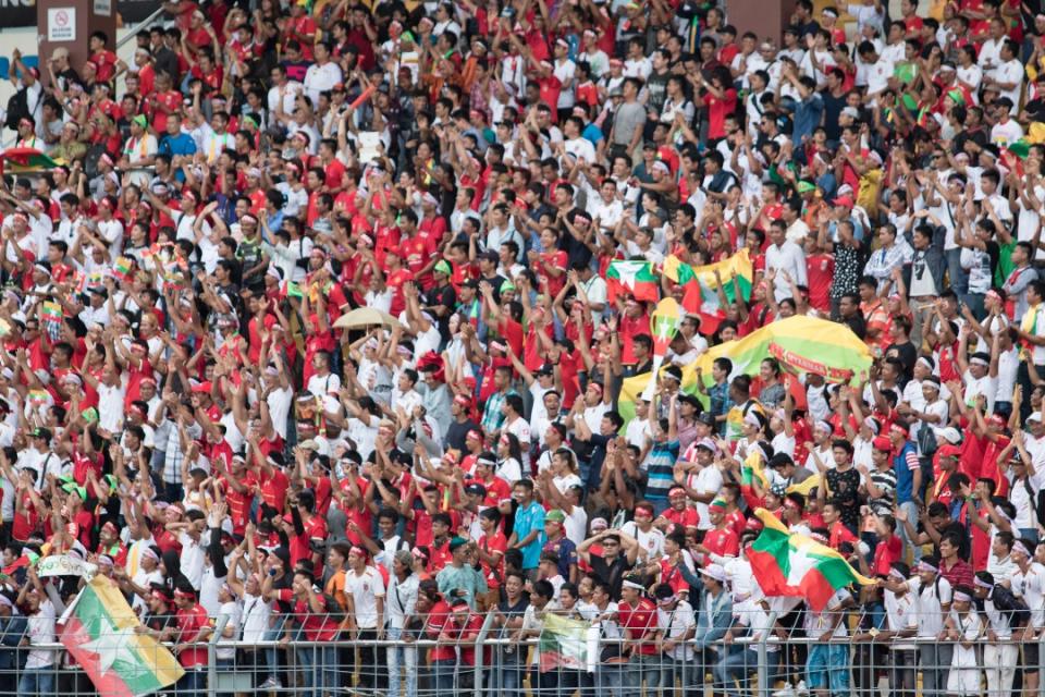 SEA Games: Singapore vs Myanmar