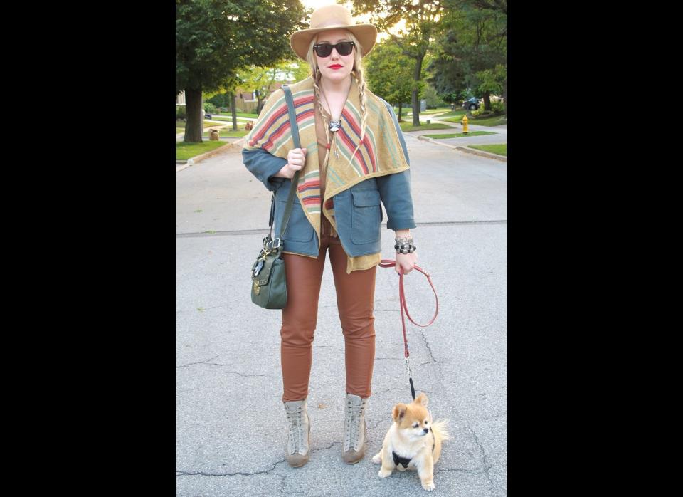 Wearing the Striped Cardigan and 'Knightly' mini cross-body. Visit: <a href="http://beckermanbiteplate.blogspot.com/2011/09/caillianne-american-living-jc-penney.html" target="_hplink">Beckerman Bite Plate</a>