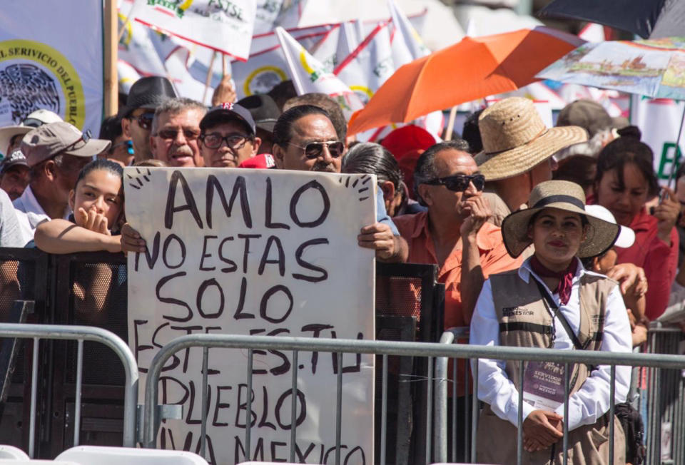 De acto por la dignidad de México a "Pejepalooza"