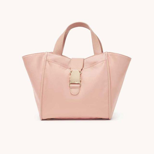 Last Chance, Alunna Bag