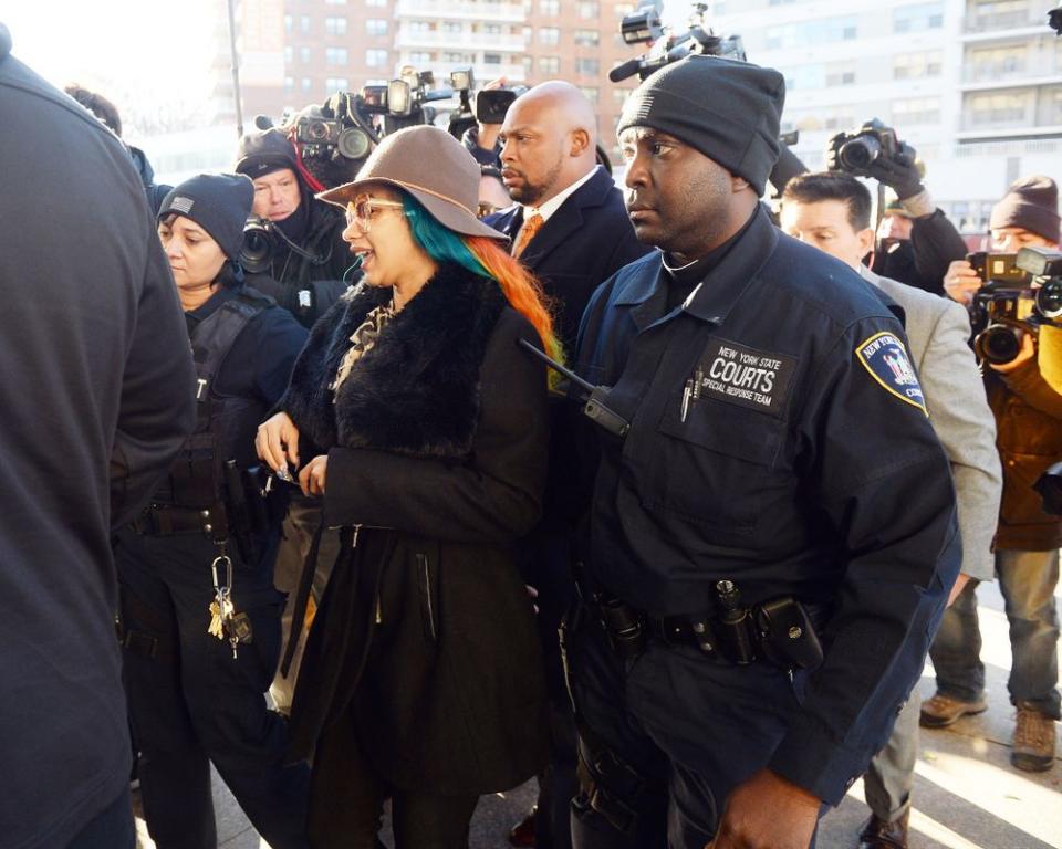 Cardi B arrives at court